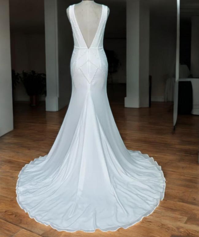 Robe de mariée bohème à manches cloches amovibles | Robe de mariée sirène avec traîne et fente | Robe de mariée à décolleté plongeant | Robe de mariée bohème