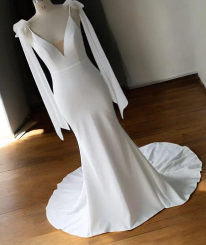 Plunging V-Neck Wedding Dress | Detachable Bow Straps | Mermaid Bridal Gown with Train