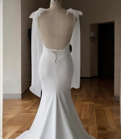 Plunging V-Neck Wedding Dress | Detachable Bow Straps | Mermaid Bridal Gown with Train