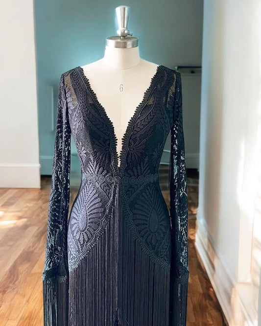 Robe de mariée en dentelle noire | Robe de mariée bohème à manches longues | Robe de mariée à franges