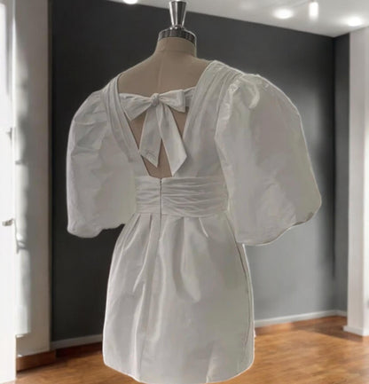 Robe de mariée mini blanche élégante avec manches bouffantes amovibles et dos noué - Robe d'évasion - Robe de palais de justice