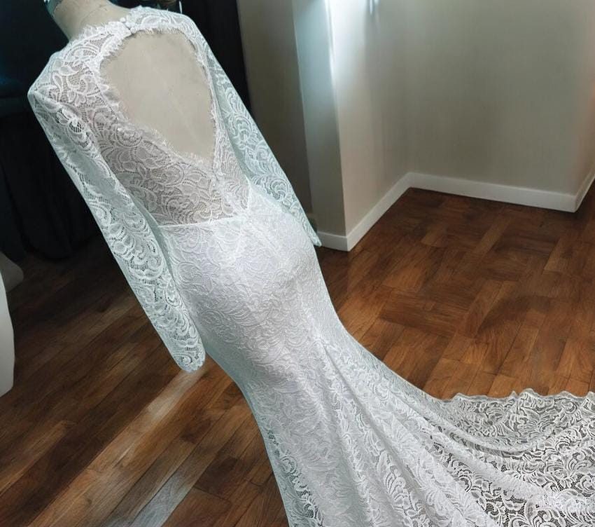 Long Sleeve Lace Mermaid Wedding Dress | Keyhole Back Bridal Gown | Floral Lace Train Dress