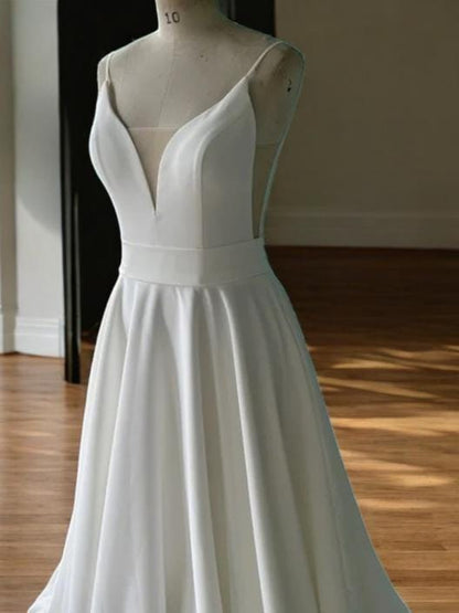 Classic A-Line Wedding Dress with Pockets | Sleeveless Bridal Gown with Train | V-Neck Satin Wedding Dress